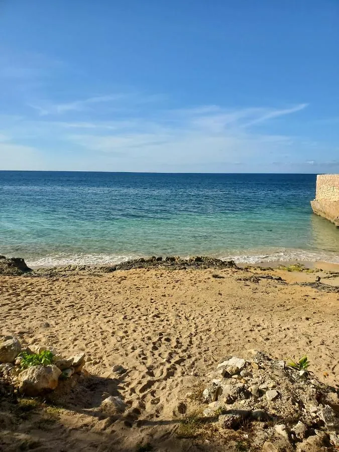 Evelin'S On The Beach Μοντέγκο Μπέυ 5*,